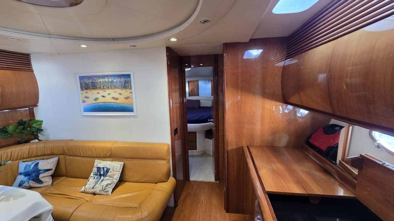 Pershing 54 view 11