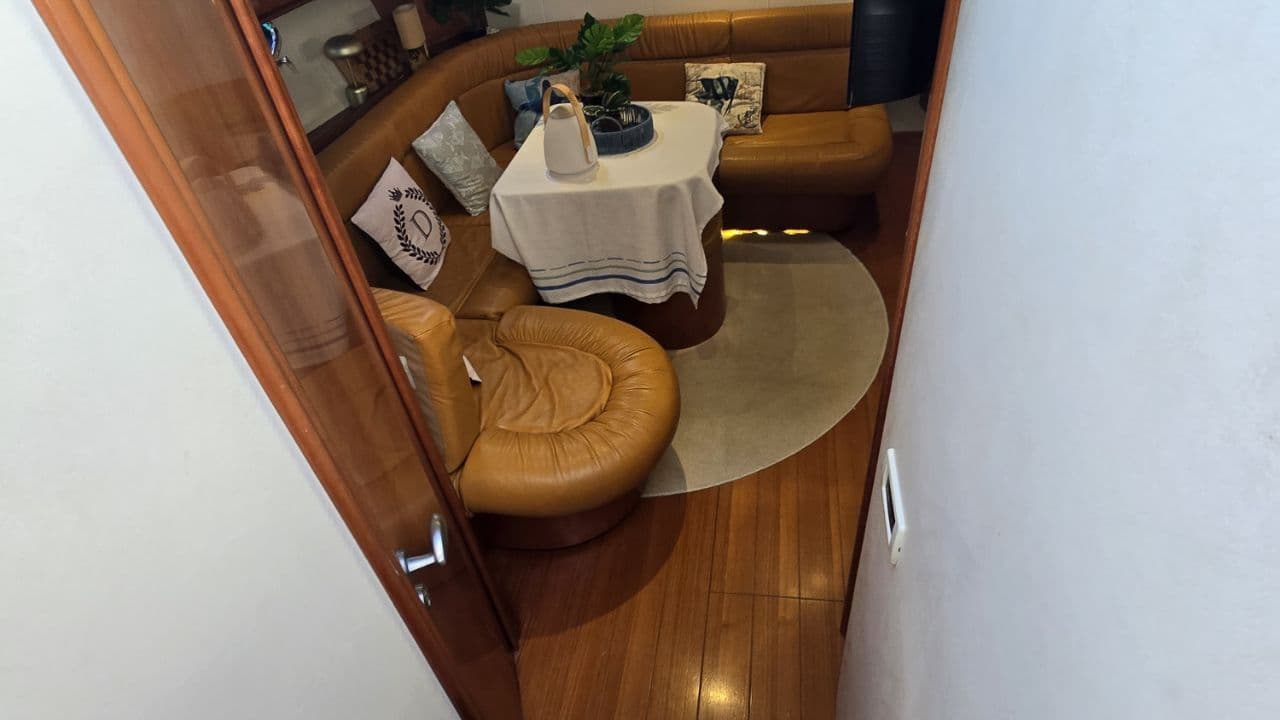 Pershing 54 view 24