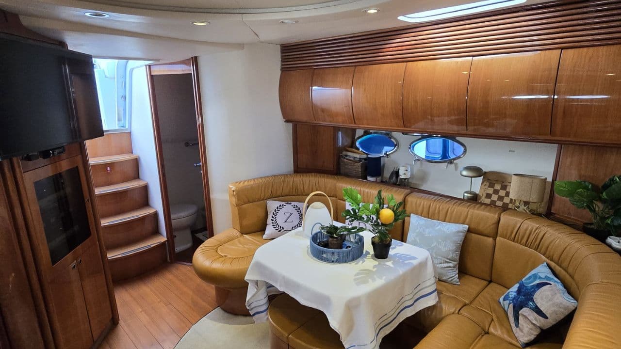 Pershing 54 view 20