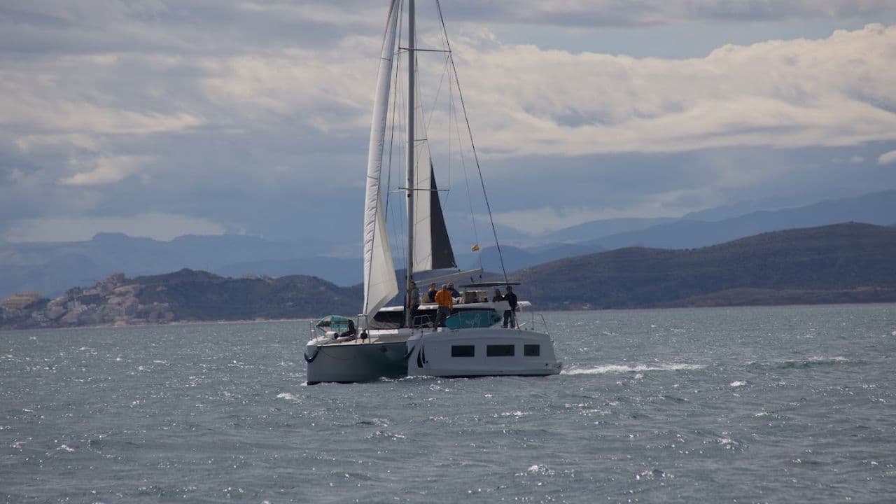 Aventura 37 Cruise MANALUA Catamaran for Sale view 24