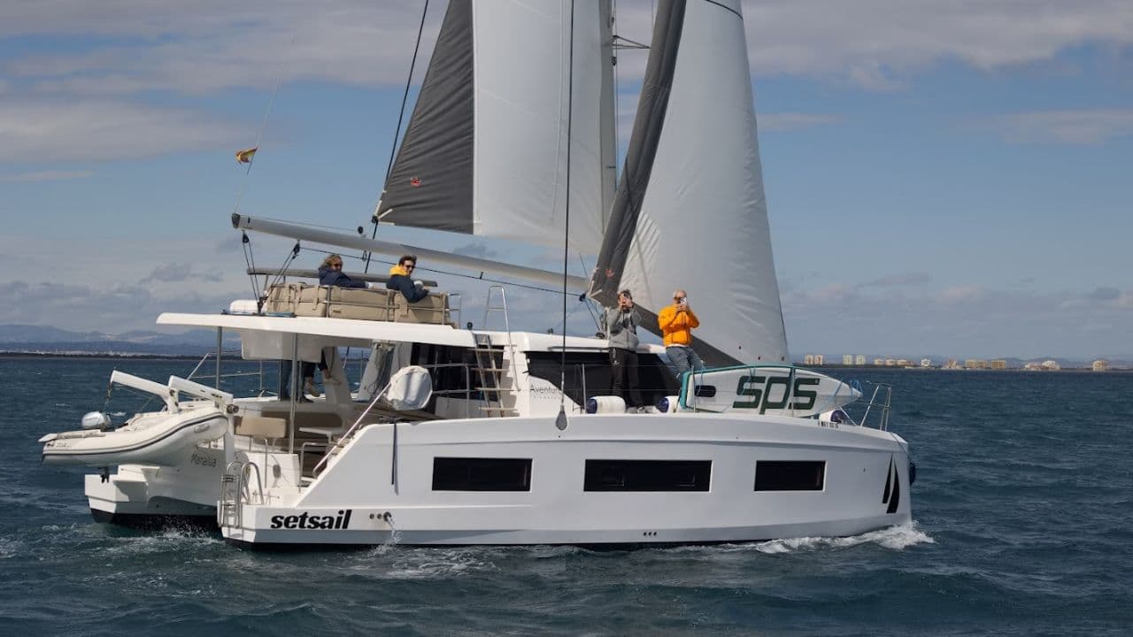 Aventura 37 Cruise MANALUA Catamaran for Sale view 11