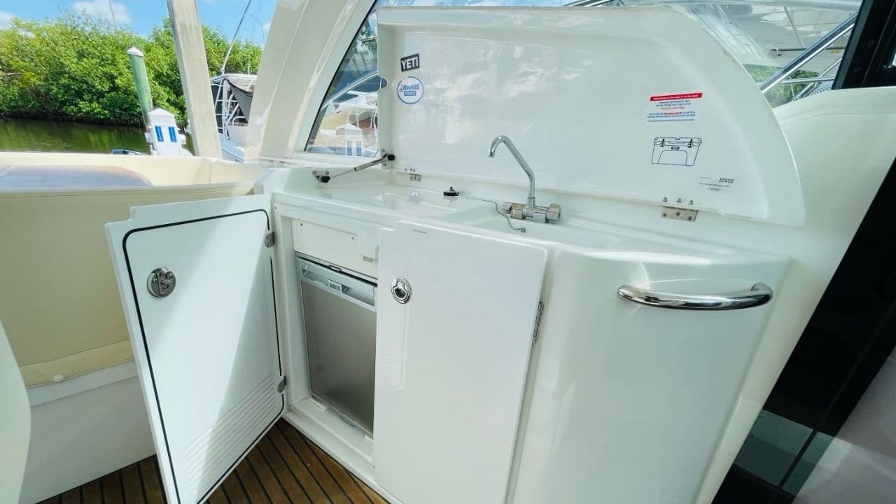 Beneteau Gran Turismo 38 view 16
