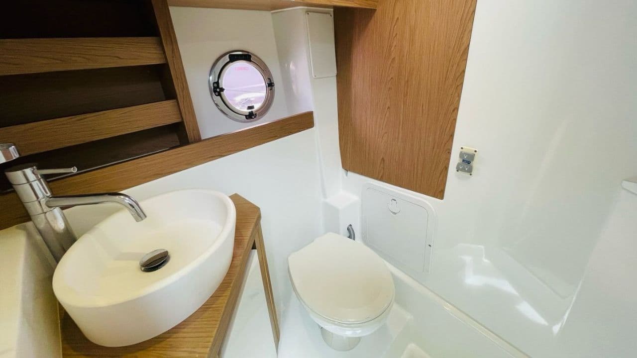 Beneteau Gran Turismo 38 view 14