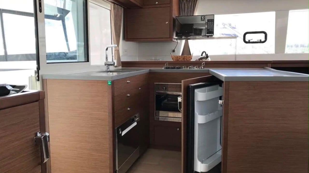 Grand DeLuxe I view 5