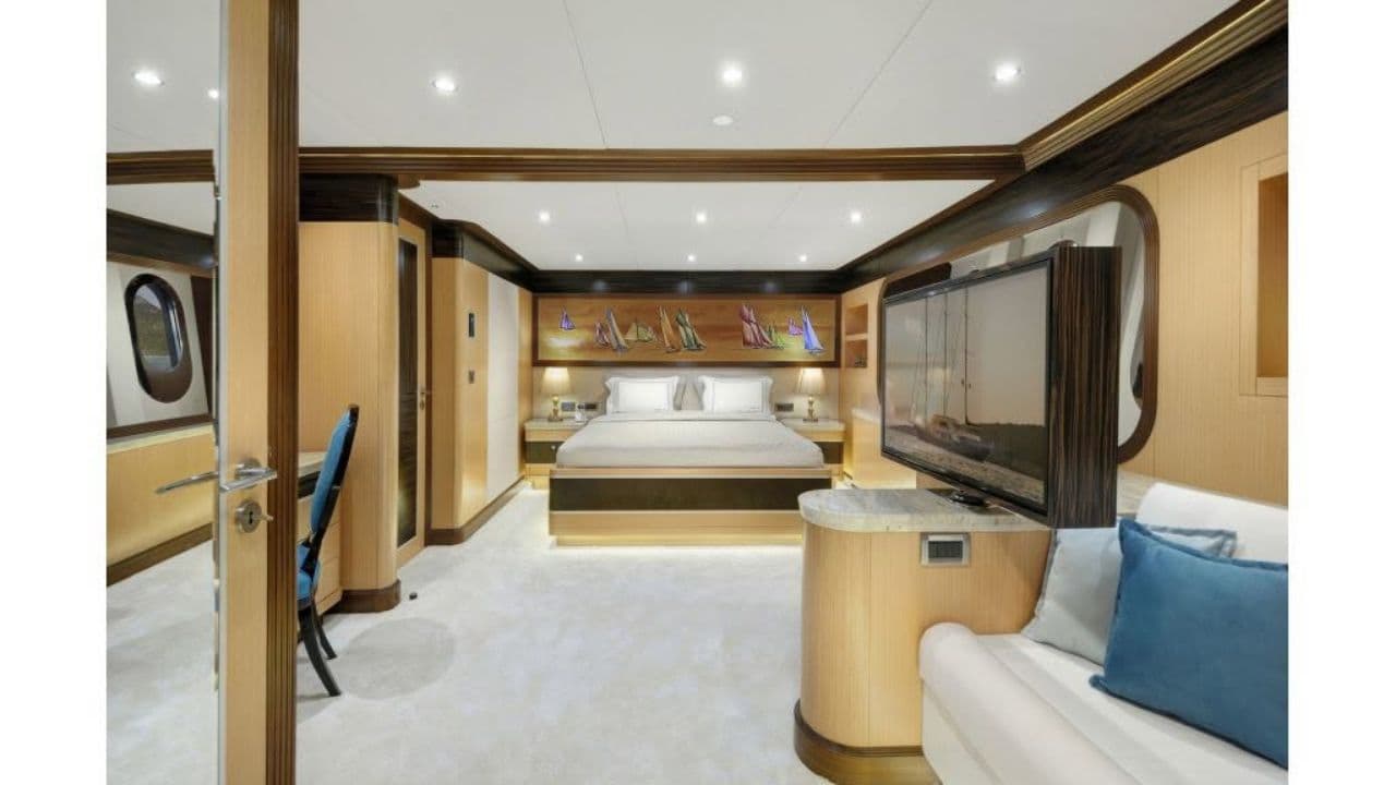 MEIRA view 70