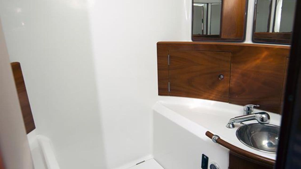 SAILING SHIVA view 9