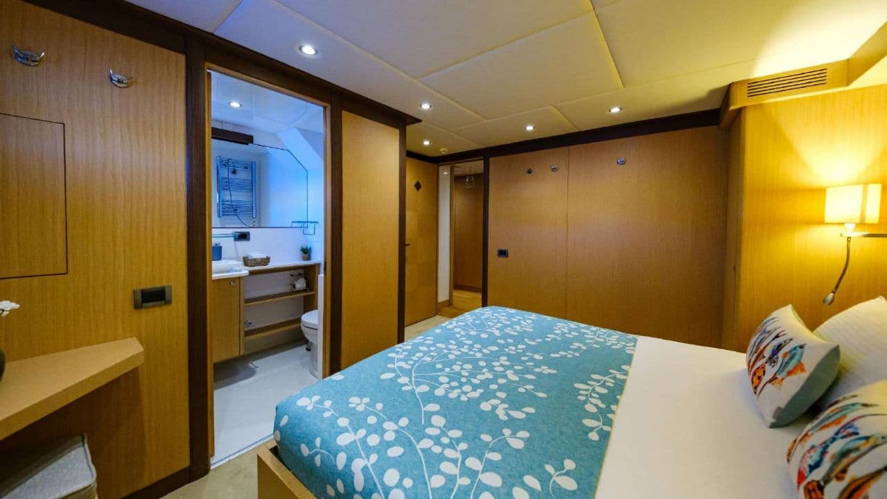 OTTAWA IV | 39M TRI-DECK MOTOR YACHT FOR SALE view 30