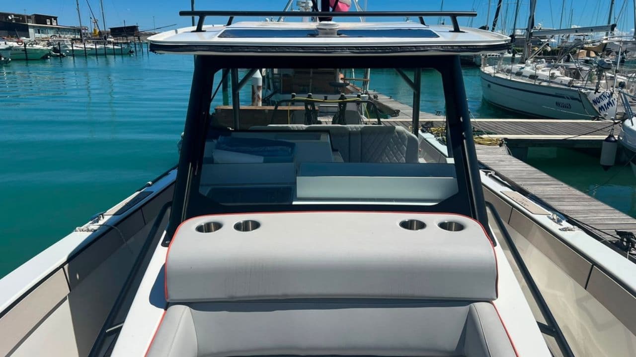Zodiac X10 CC view 4