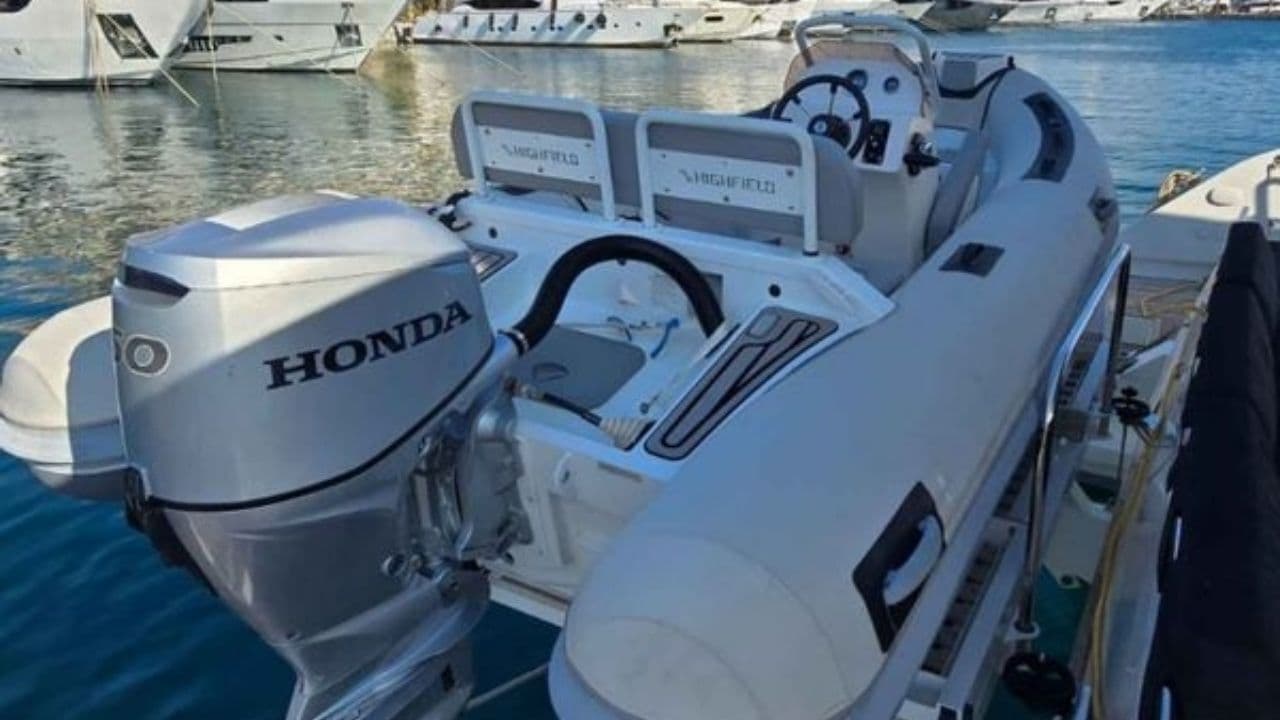 Lagoon 630 Power Catamaran view 11