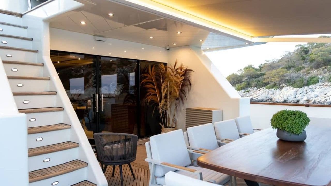 Custom 37M Motor Yacht view 11