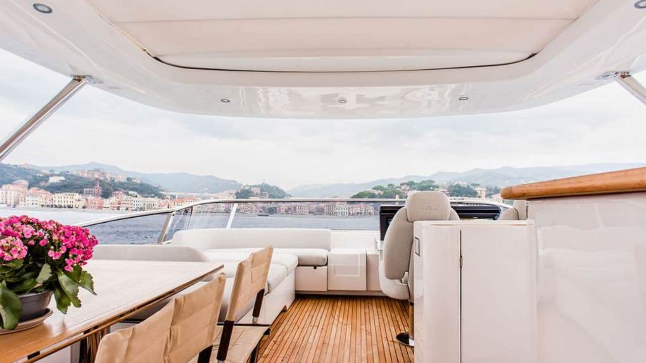 Azimut Grande 25 Metri view 13