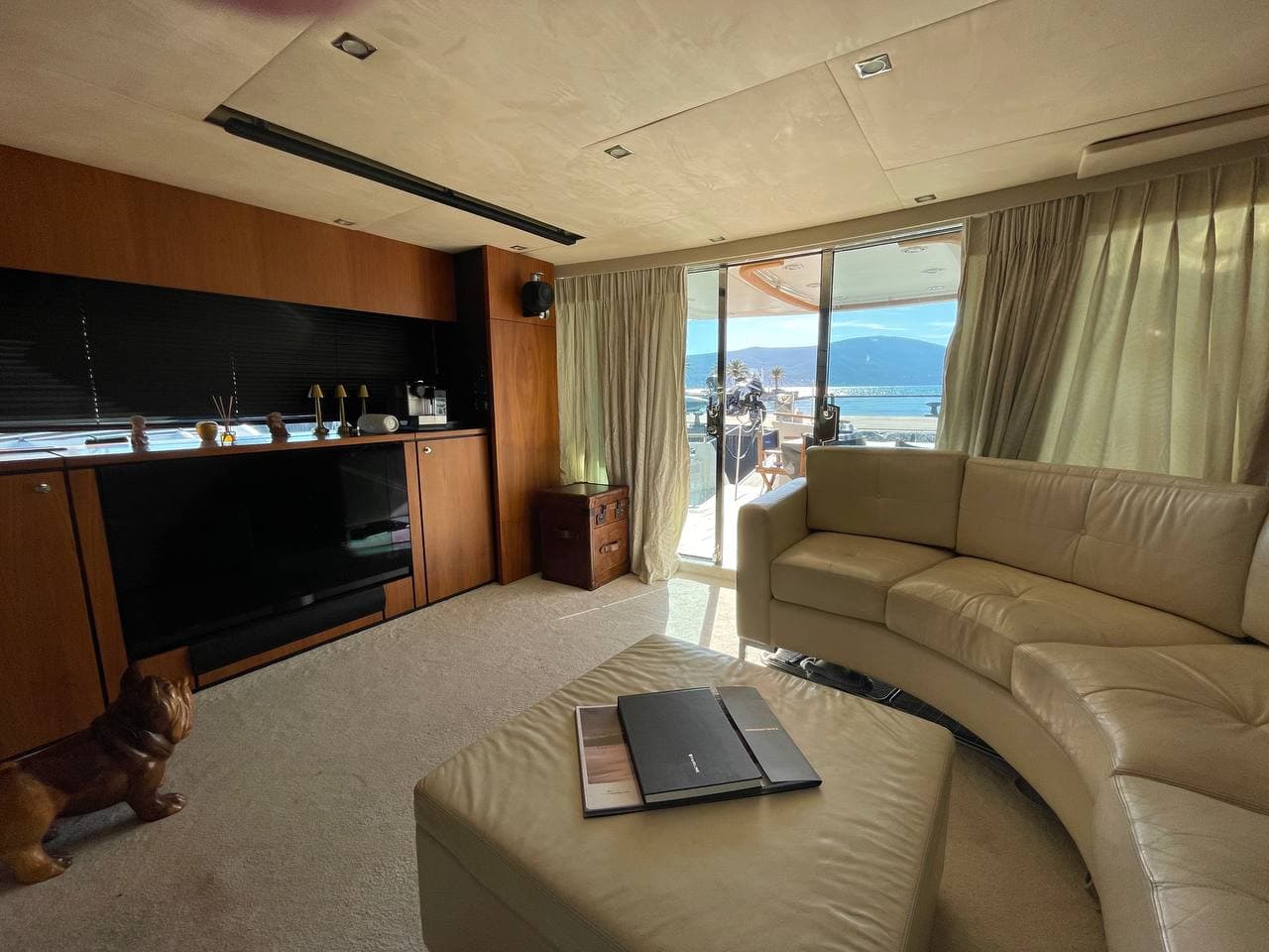 Fairline Squadron 78 view 52