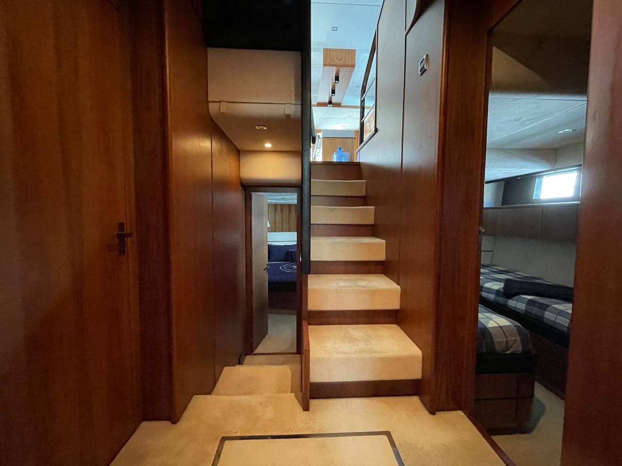 Fairline Squadron 78 view 66