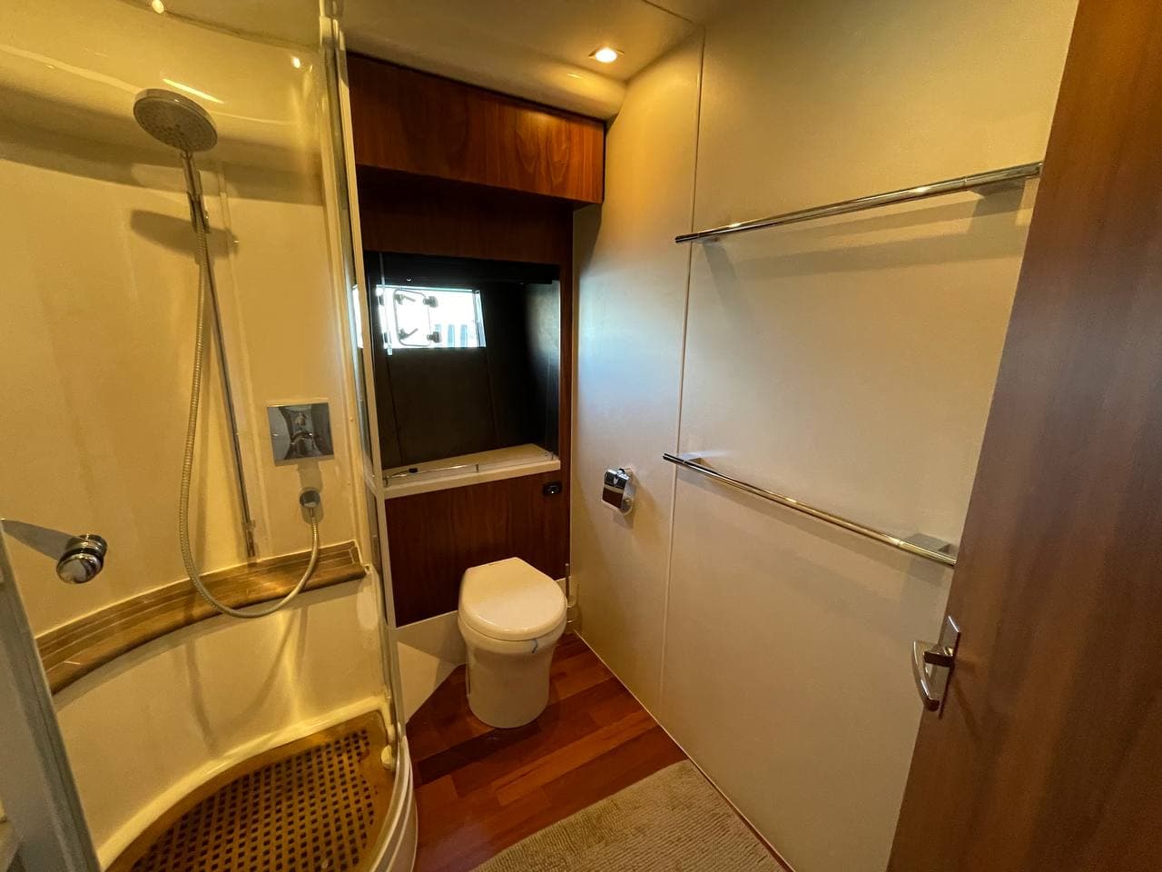 Fairline Squadron 78 view 76