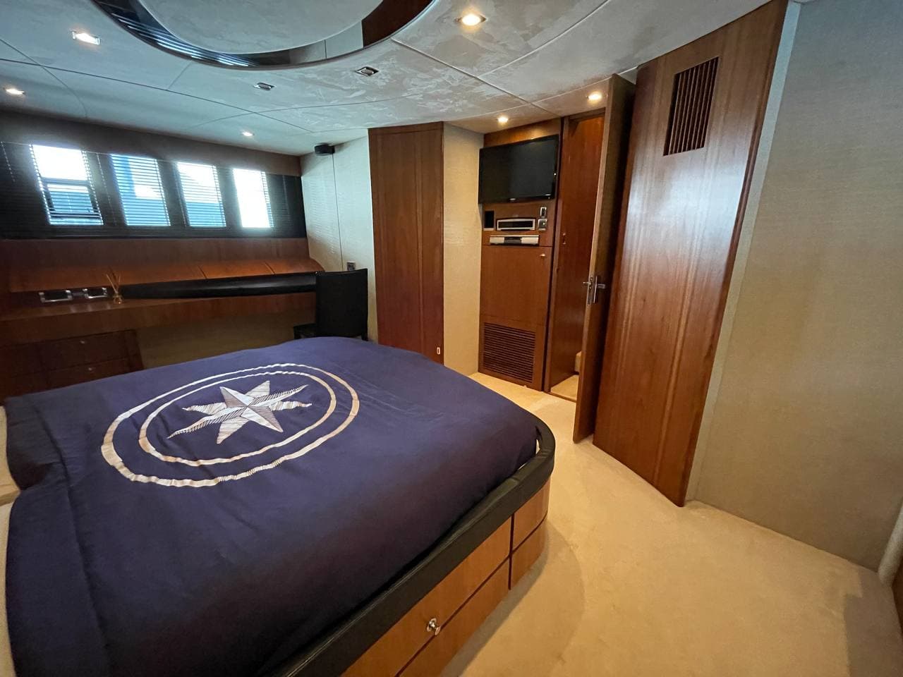 Fairline Squadron 78 view 86