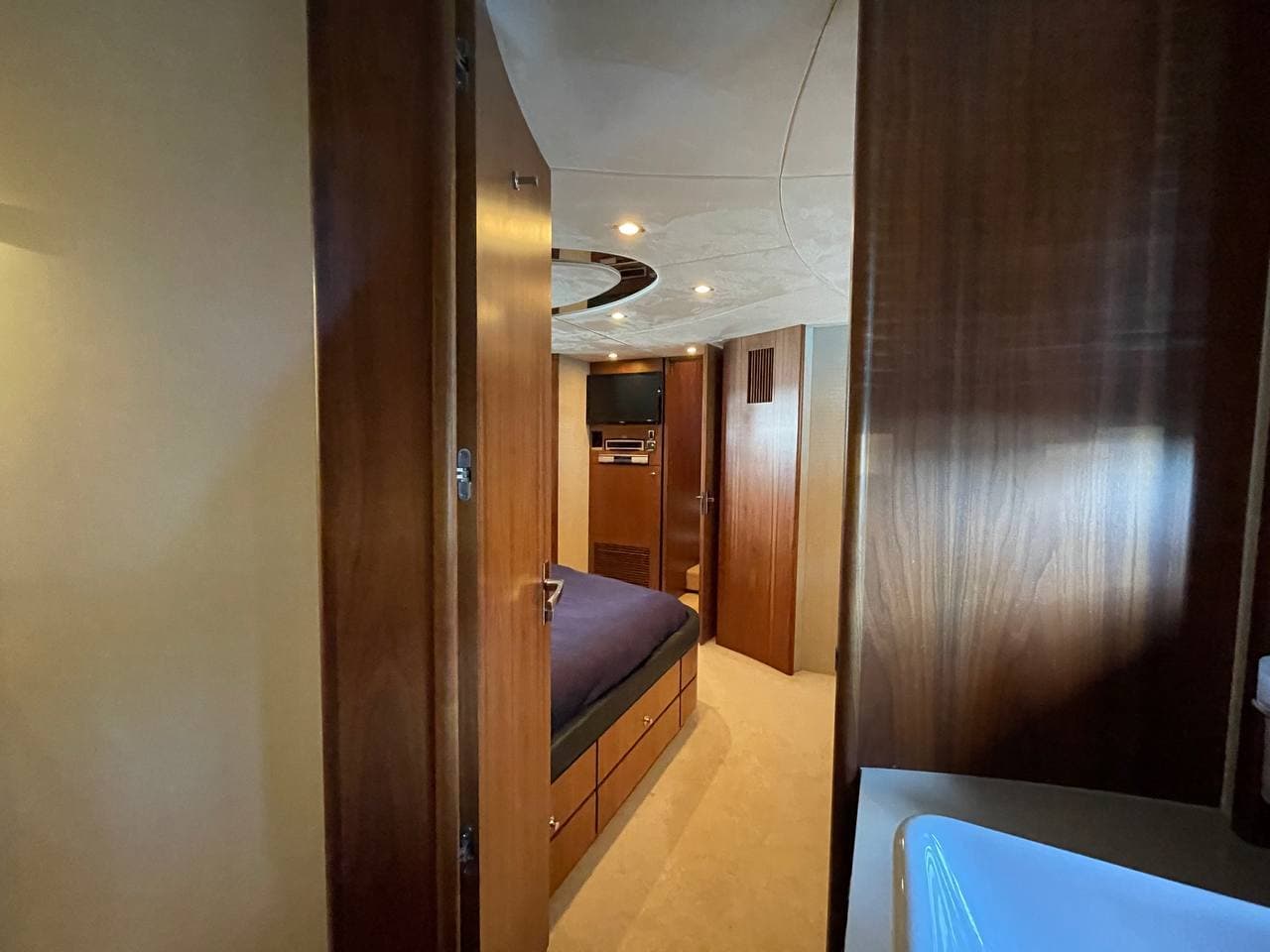 Fairline Squadron 78 view 93