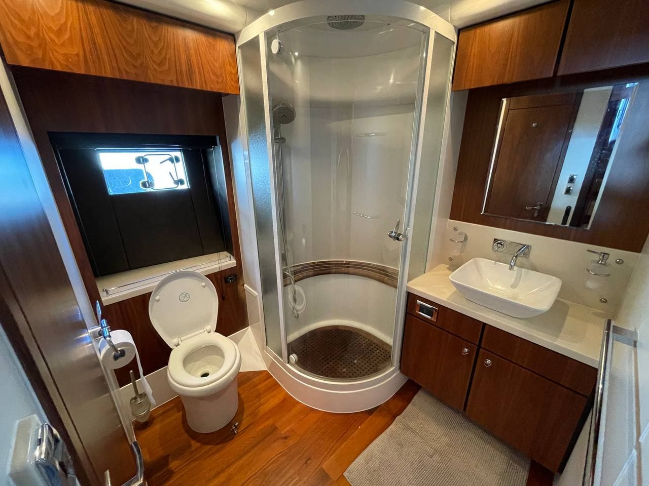 Fairline Squadron 78 view 98