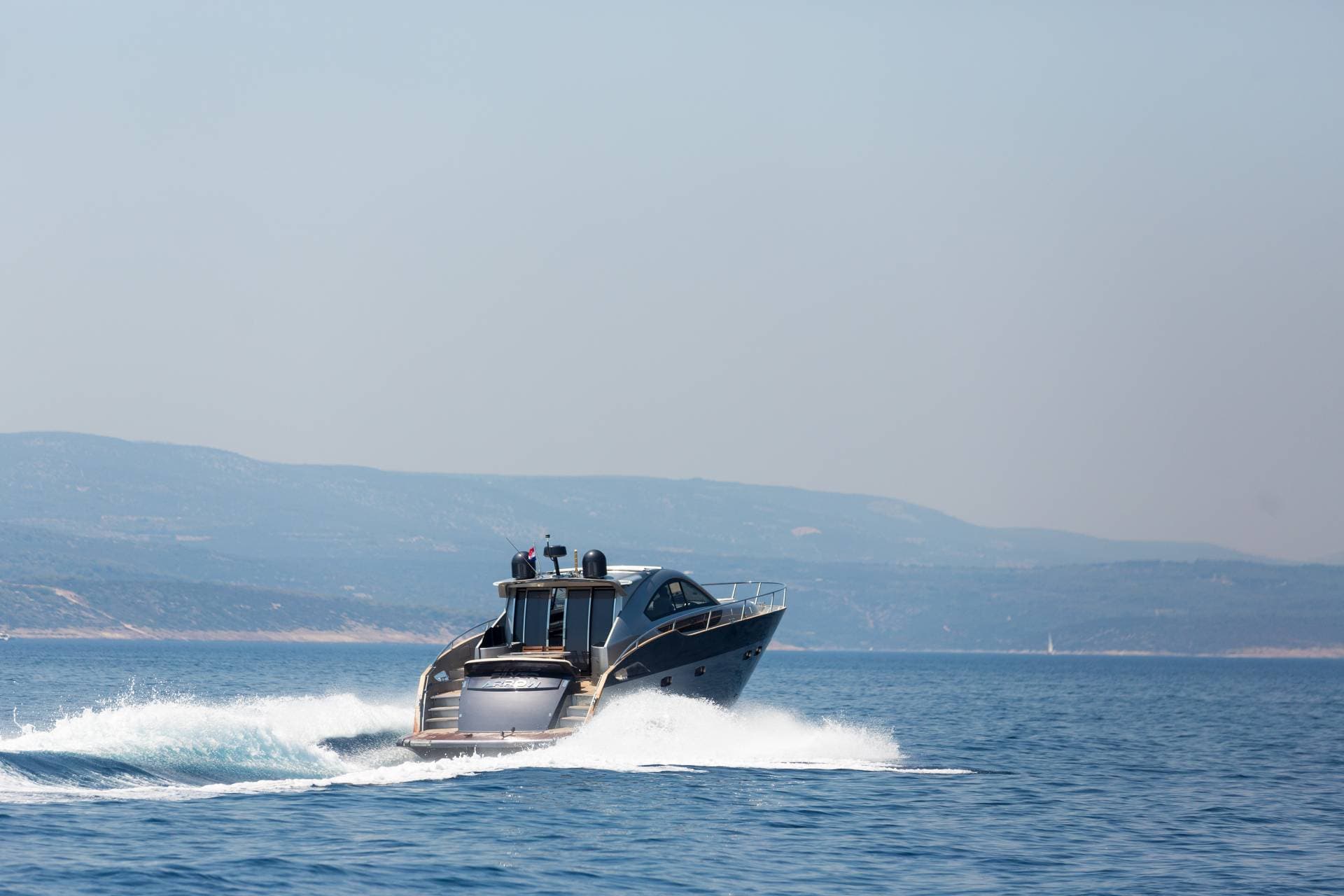 Pearlsea 56 Coupe view 23