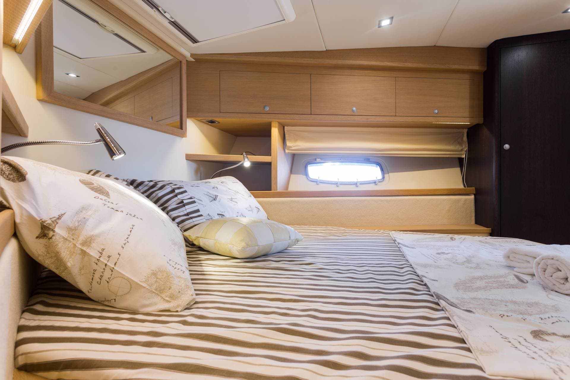 Pearlsea 56 Coupe view 33