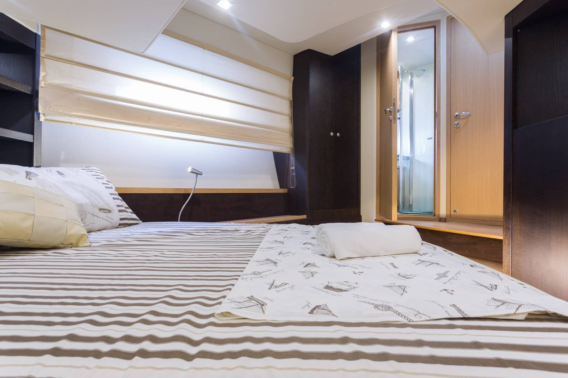 Pearlsea 56 Coupe view 38