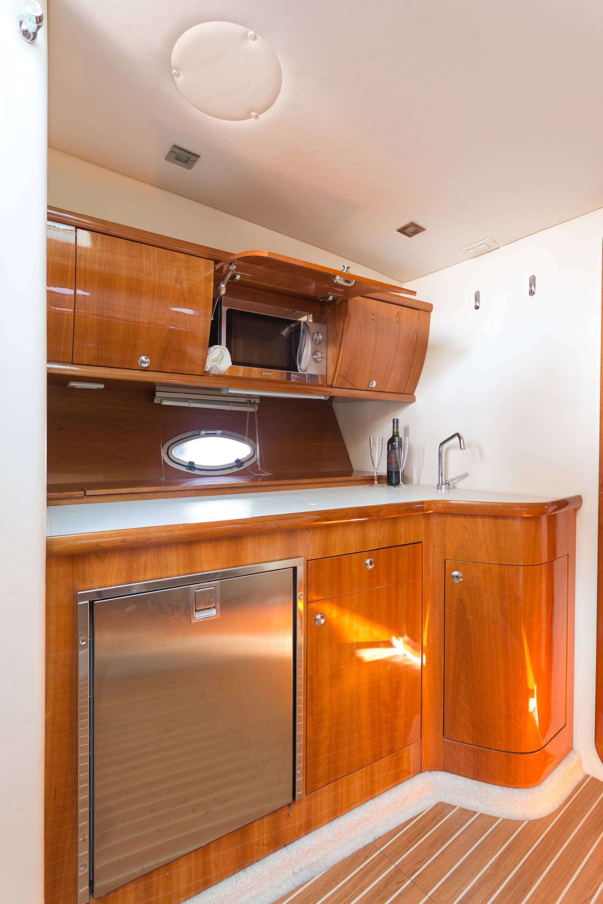 Pearlsea 36 Open view 11
