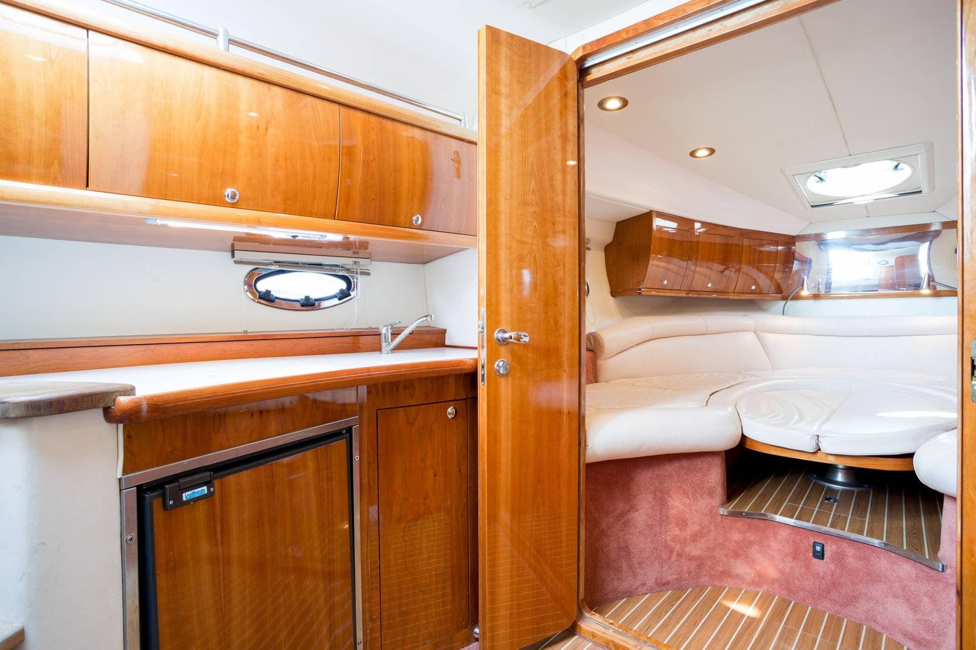 Pearlsea 33 Open view 13