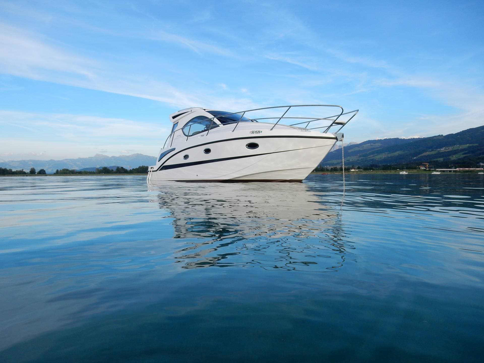 Pearlesea 31 Coupe view 6