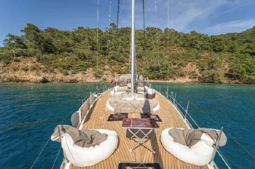 Bavaria Cruiser 56 view 5
