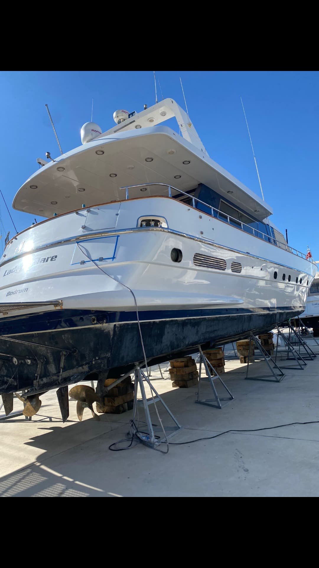 Motor Yacht Flybridge Lady di Mare view 22