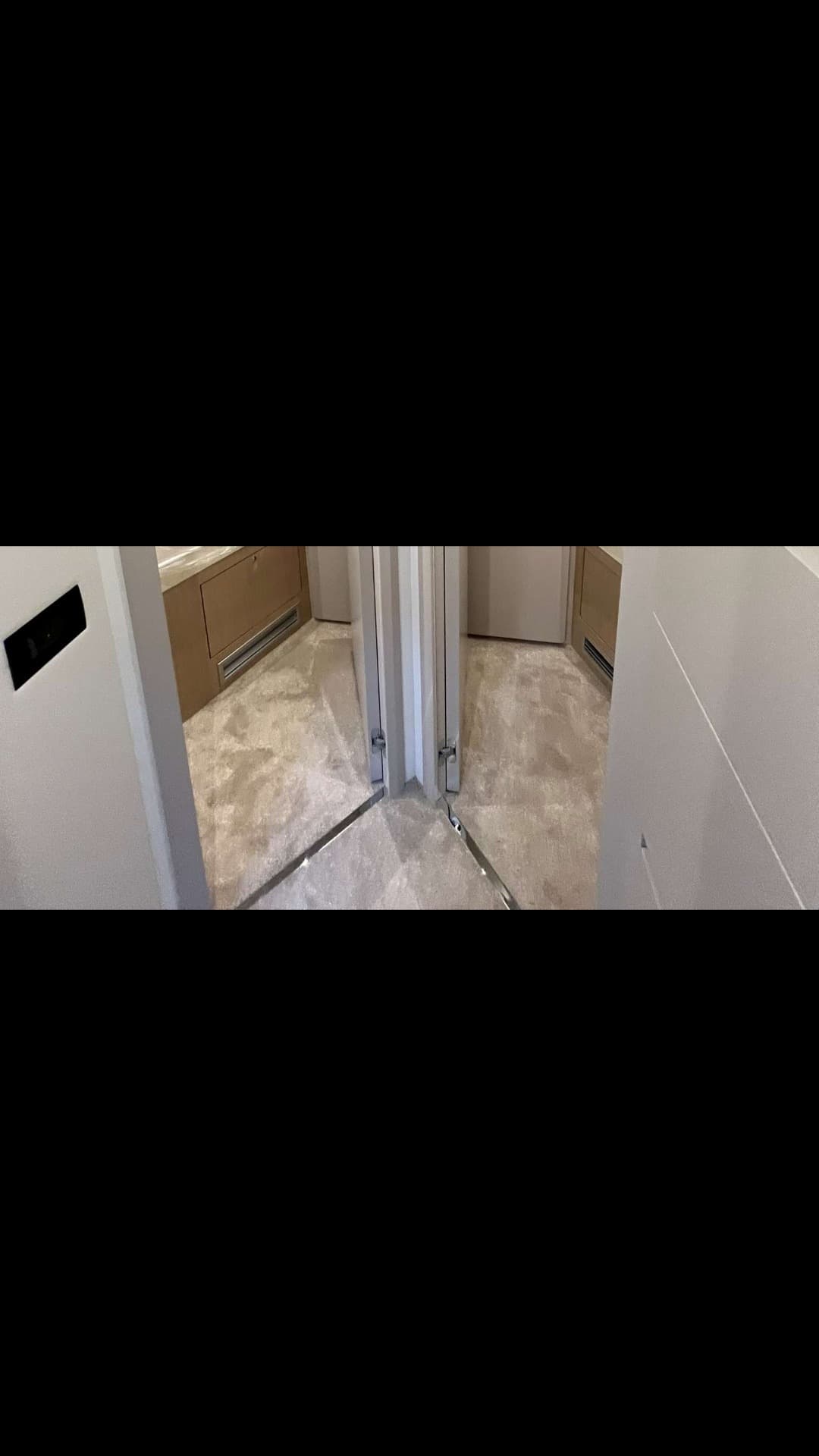 Ferretti 860 view 37