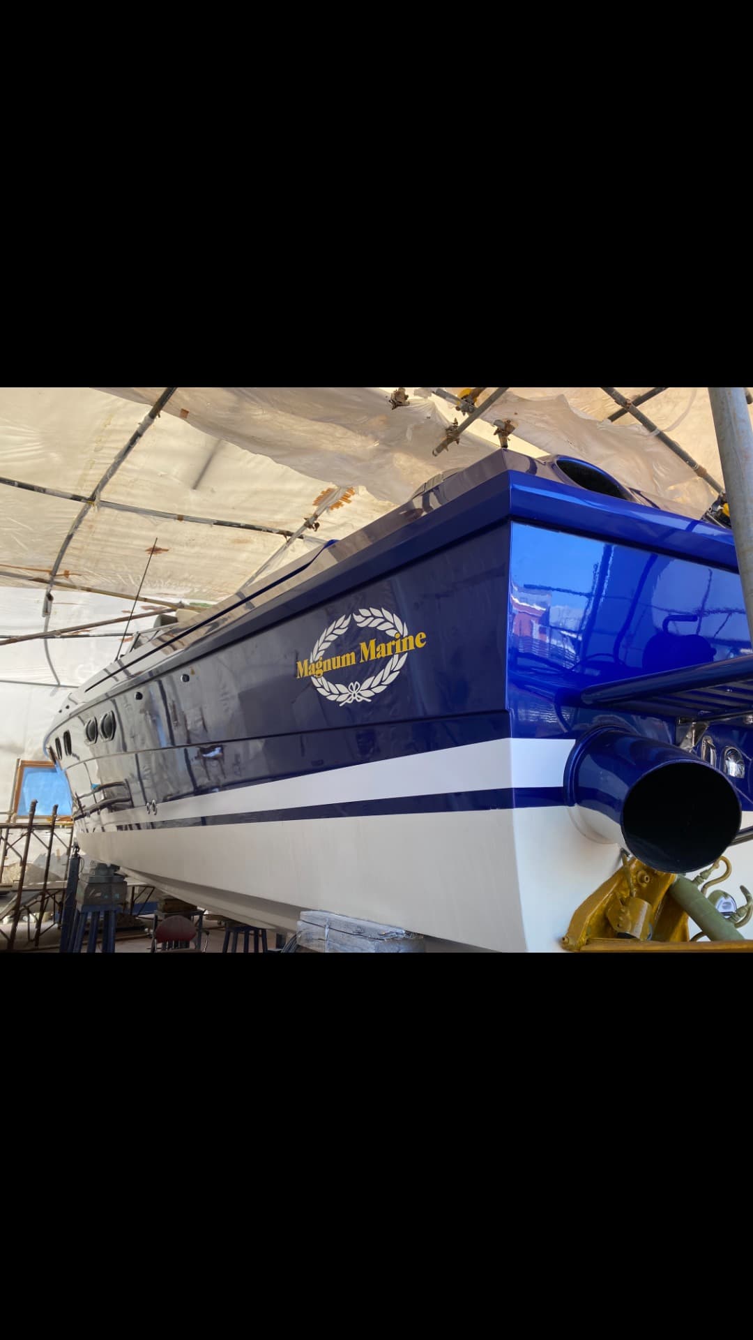 Magnum 40 Restomod 2025 view 16