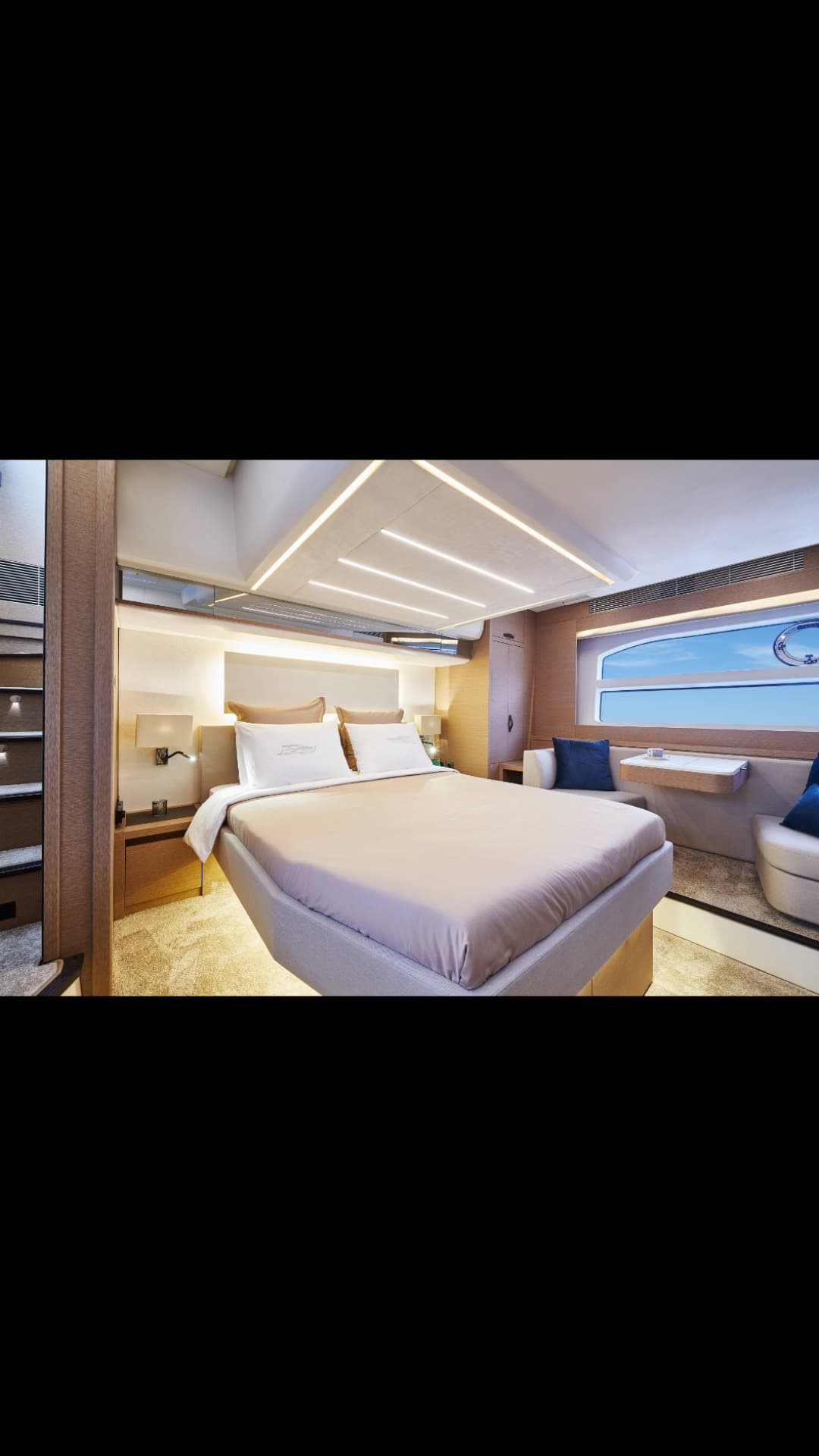 Prestige 590 view 5