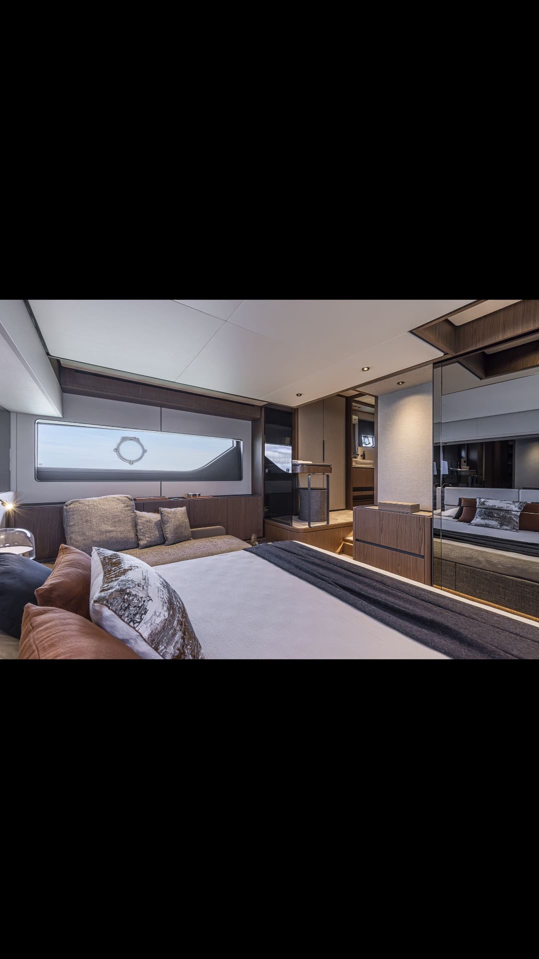 Ferretti Yachts 580 view 22