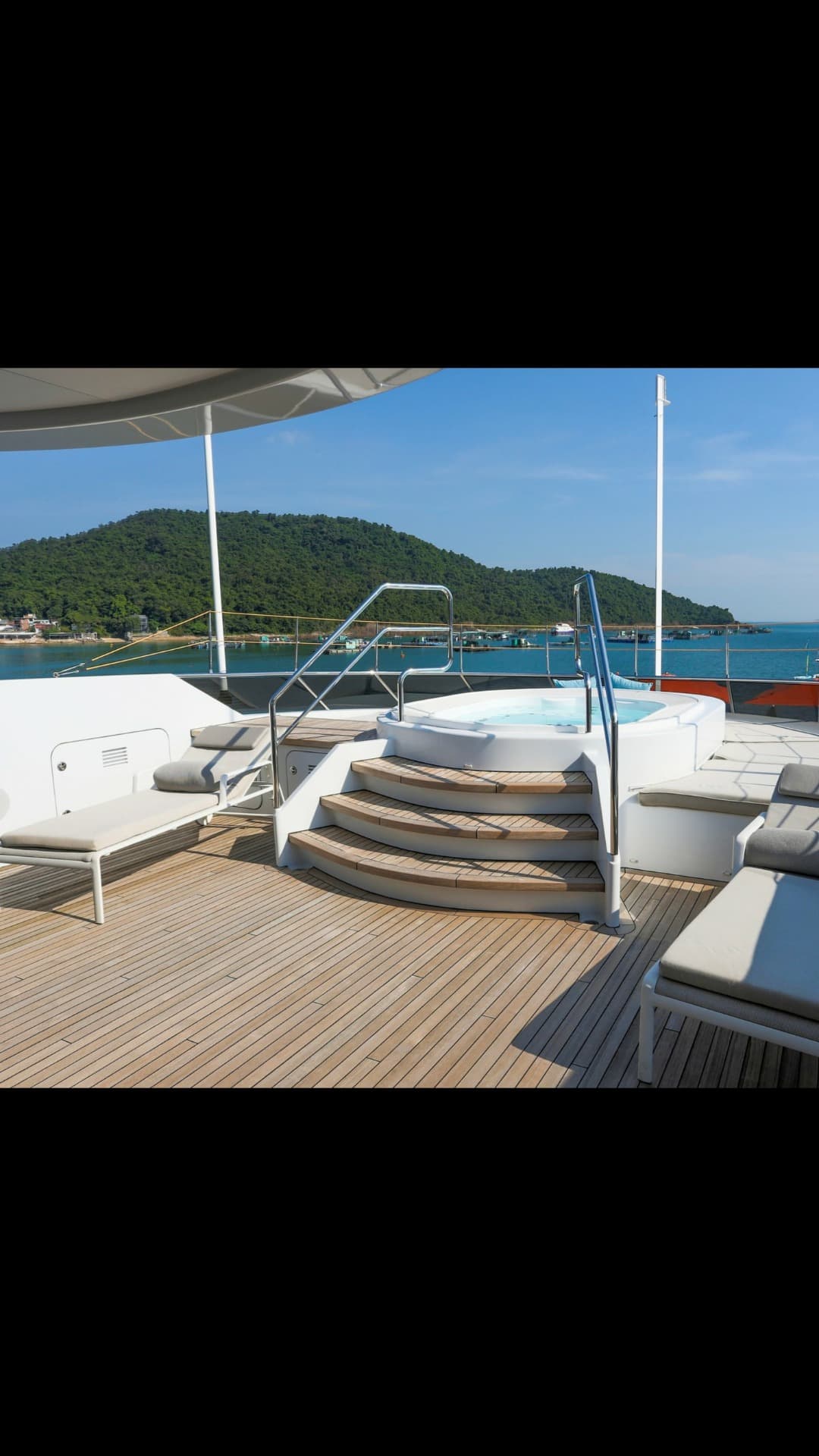 ARTISA view 44