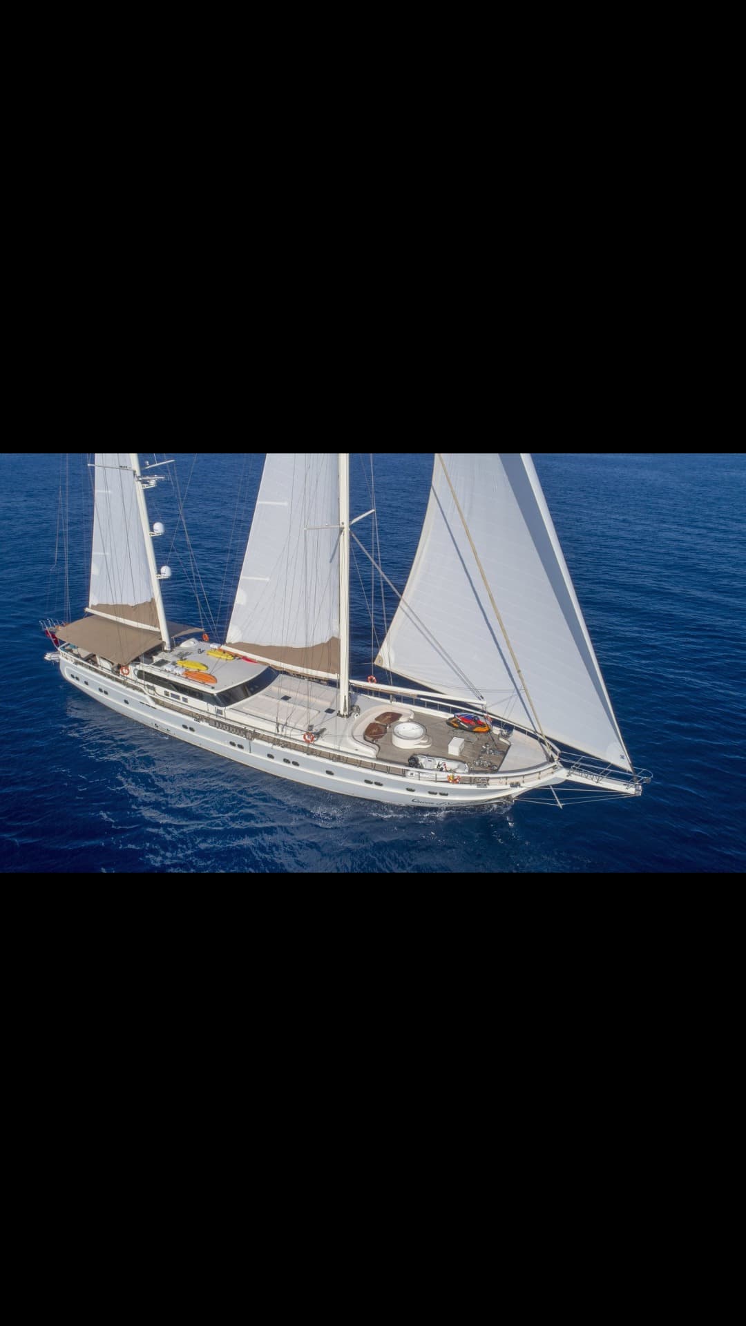 QUEEN OF SALMAKIS view 9