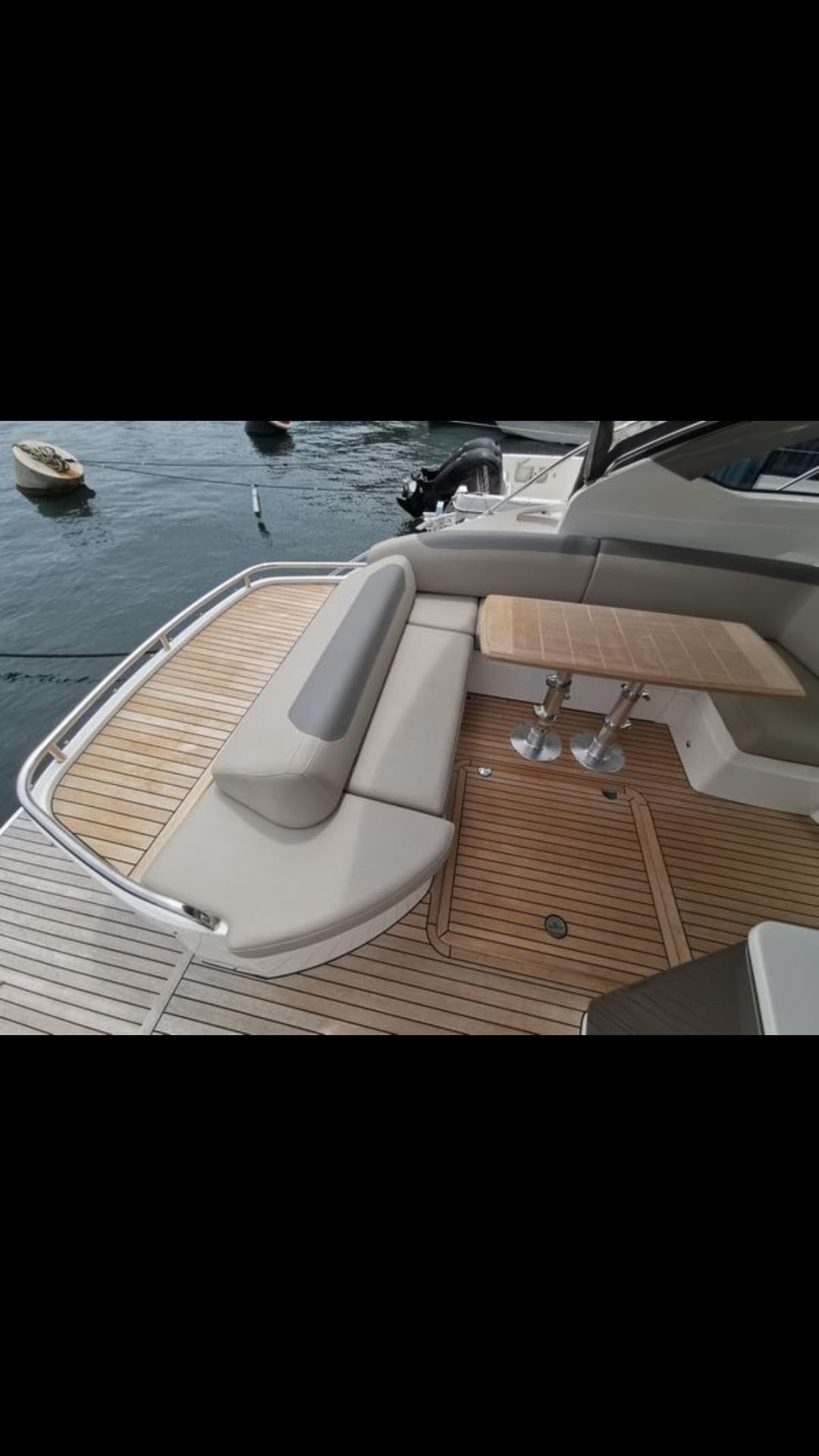 Princess V40 view 12