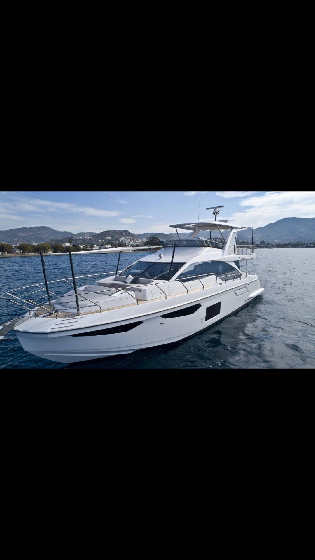 Azimut 60 view 1