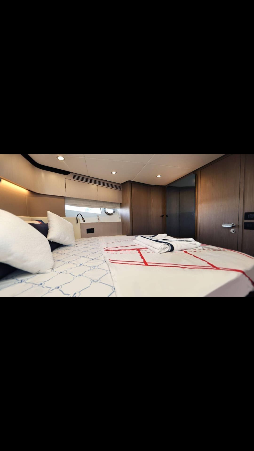 Azimut 60 view 25