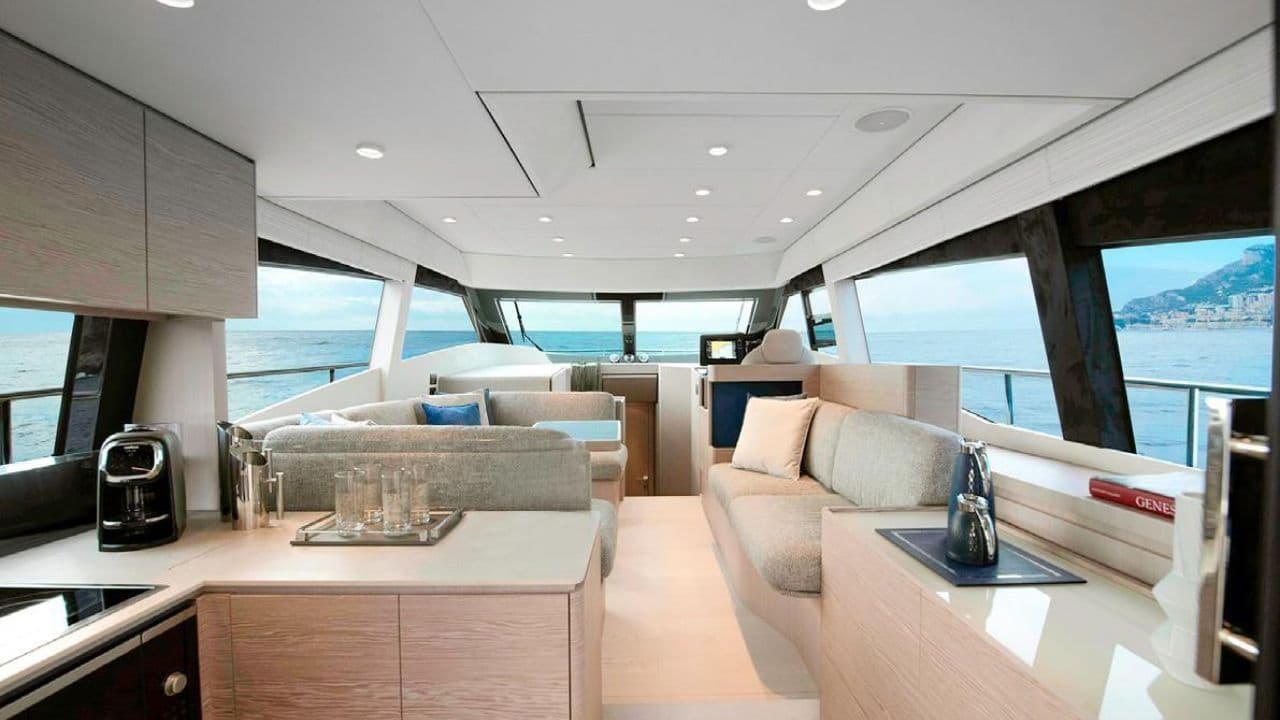 Ferretti 500 view 12