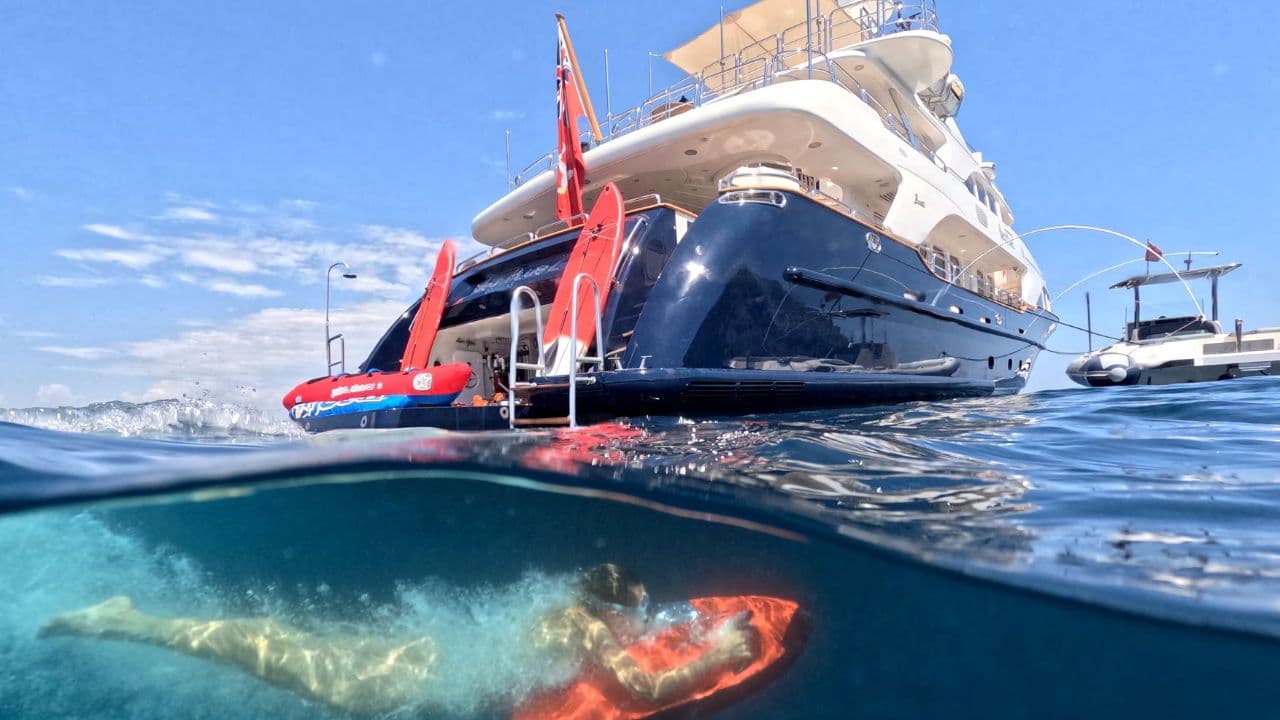 Benetti Classic 120 view 16