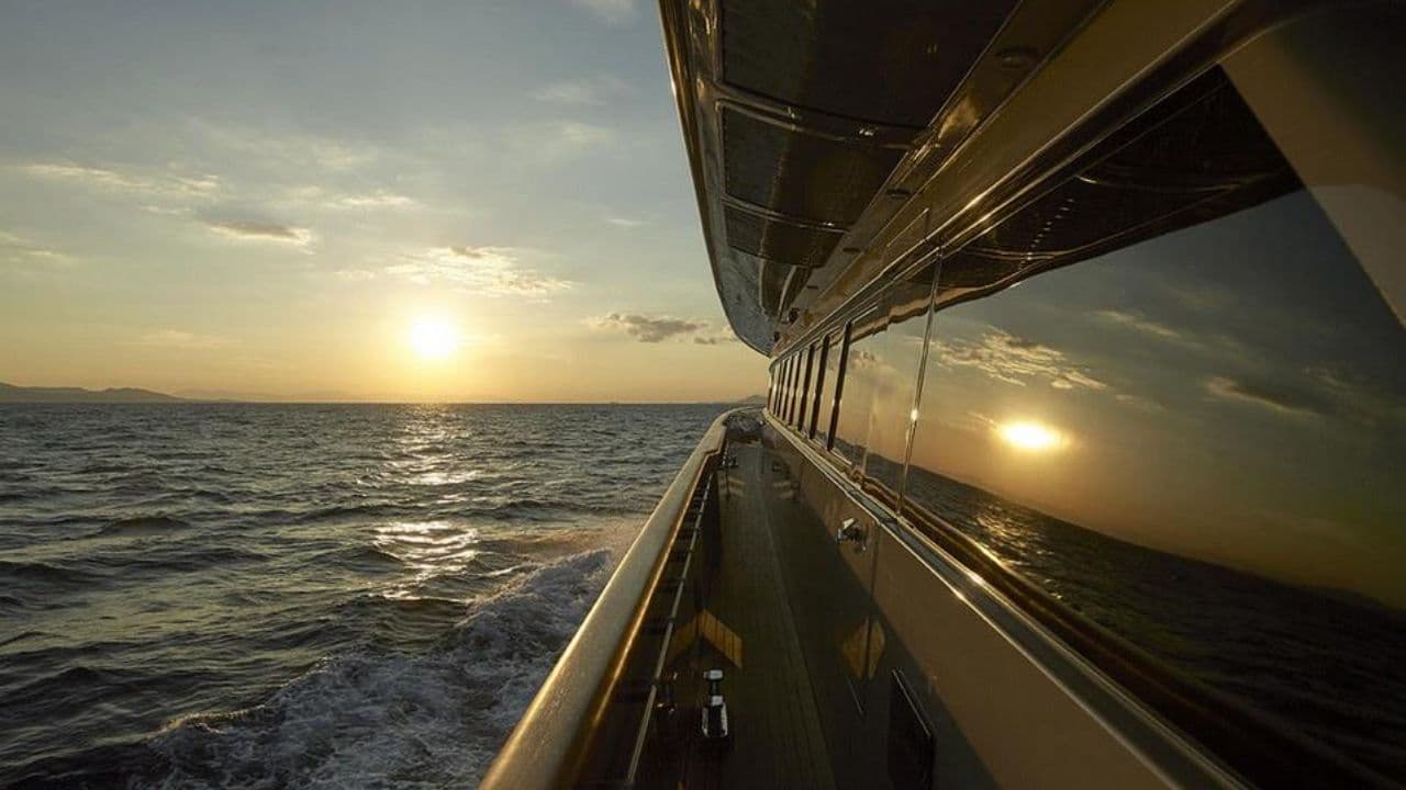 Custom 35M view 2
