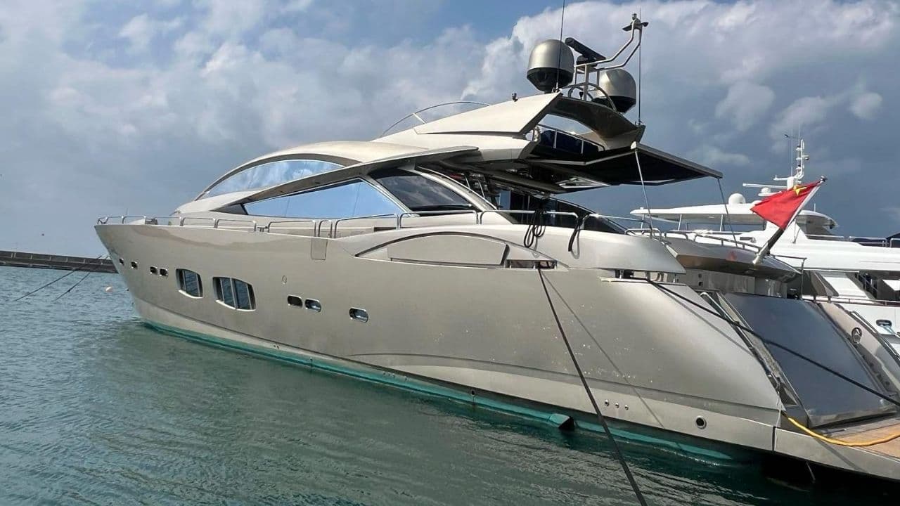Sunseeker 108 Motor Yacht for Sale view 2
