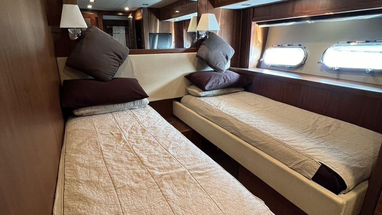 Sunseeker 108 Motor Yacht for Sale view 14