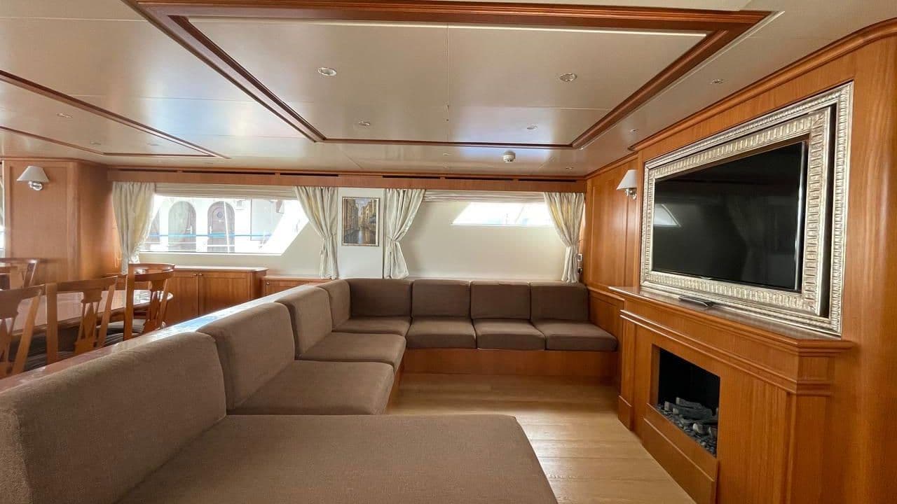 HEESEN 83 view 10