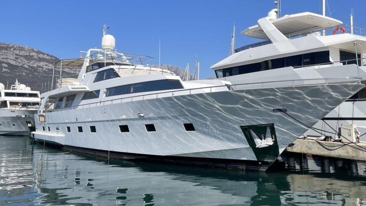 HEESEN 83 view 3