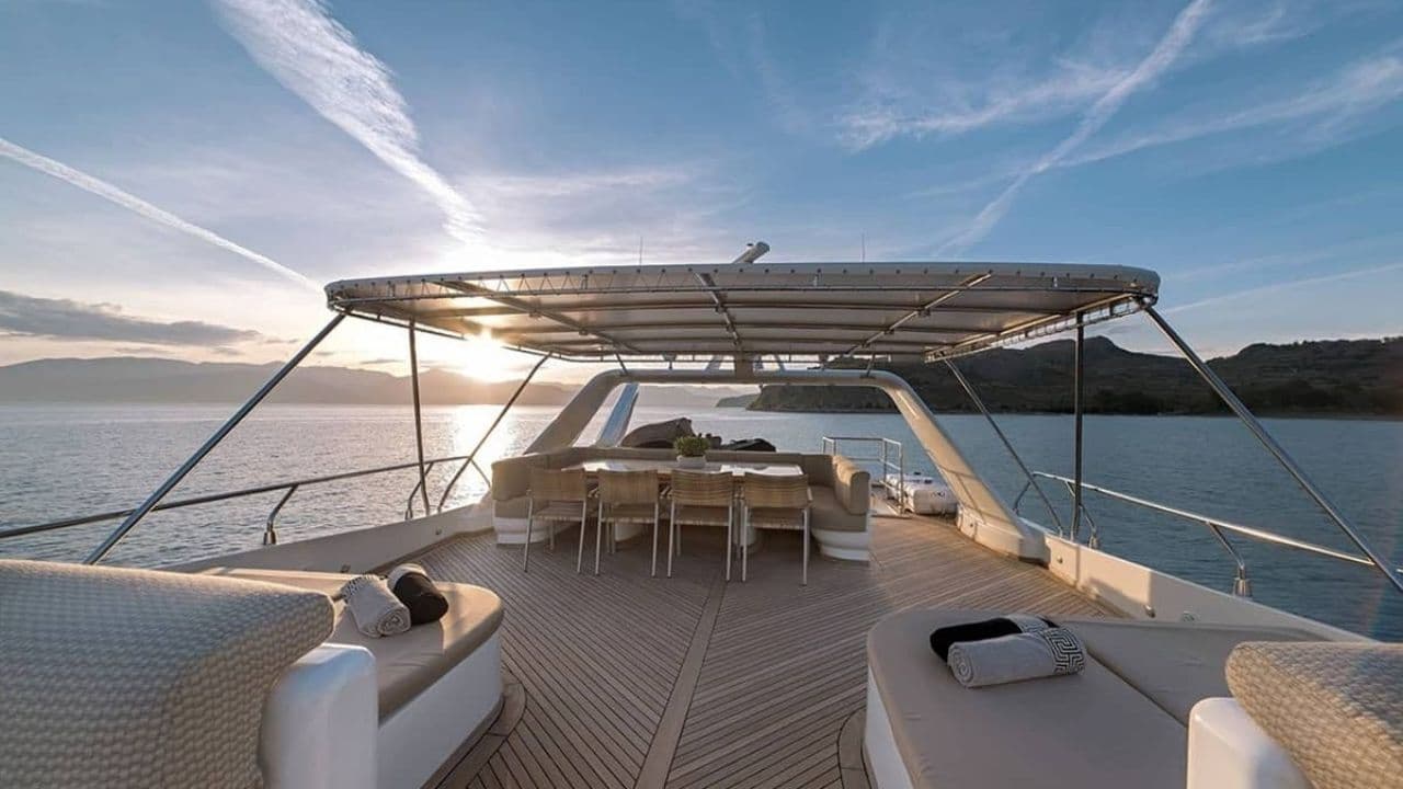 Custom 37M Motor Yacht view 4